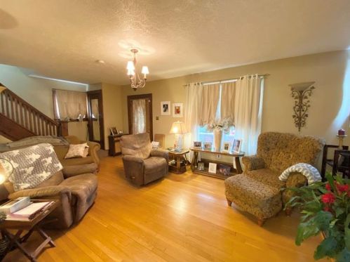 106 Scott St, New Castle PA  16101-3325 exterior