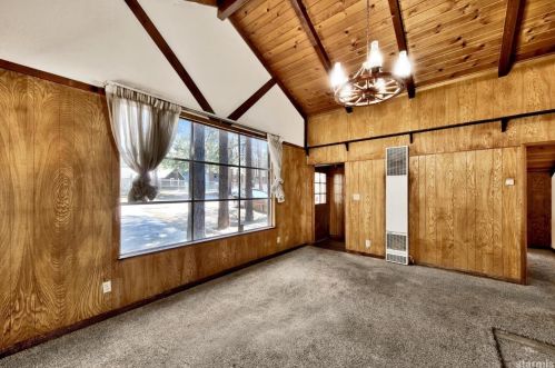 3727 Larch Ave, South Lake Tahoe CA  96150-8504 exterior