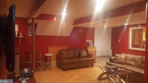 227 Pennford Pl, Boothwyn PA  19060-4407 exterior