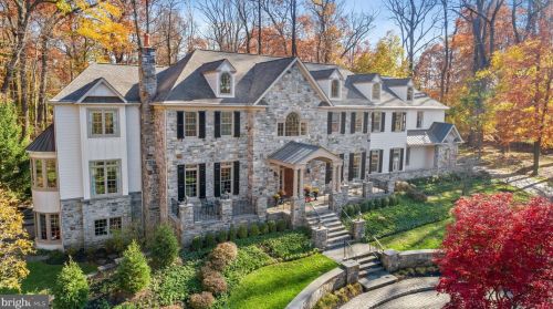 1000 Radcliff Ln, Prospectville, PA 19002-2134