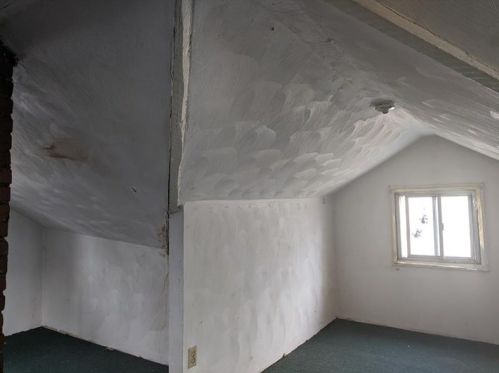 48 1st Ave, Saltsburg PA  15681-8157 exterior