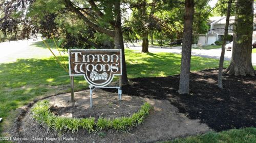 1 Redwood Dr, Tinton Falls NJ  07712-8711 exterior