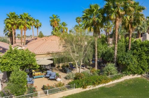 150 Kavenish Dr, Rancho Mirage CA  92270-3228 exterior