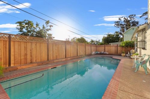 961 Selby Ln, San Jose CA  95127-1151 exterior