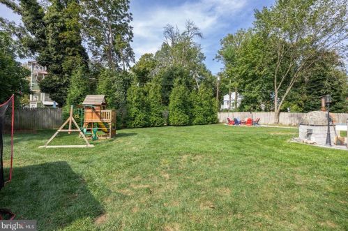 116 Howard St, Riverton NJ  08077-1328 exterior