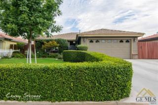 9414 Forbes Park Dr, Bakersfield, CA 93312-4379