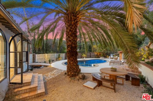 328 Poquito Ln, Topanga CA  90290-3547 exterior