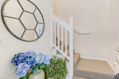 1520 Clermont Dr, Naples, FL 34109-0300
