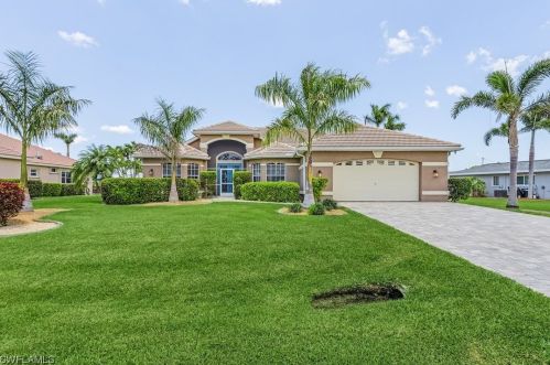 5206 10th Ave, Cape Coral, FL 33914-7019