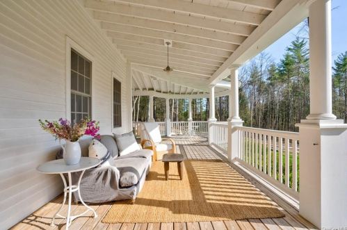 300 Tuthill Rd, Barryville NY  12719-3608 exterior