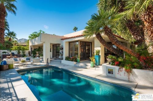 4 Vista Loma Dr, Rancho Mirage CA  92270-2959 exterior