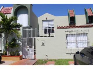 3850 9th Ct, Hialeah, FL 33012-7226