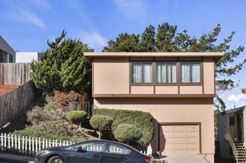 28 Margate St, Daly City, CA 94015-2704
