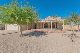 15264 63rd Dr, Glendale, AZ 85306-3211