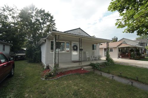 313 Florence St, Washington Ch, OH 43160-2123
