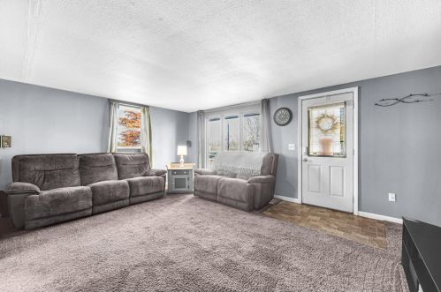 23618 Euclid St, Schneider, IN 46376-9701