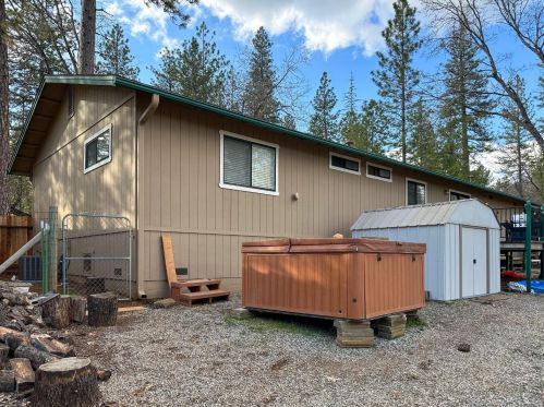 5967 Silverleaf Dr, Michigan Bluff CA  95631-9690 exterior