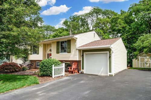 500 Annette Ct, West Jefferson, OH 43162-1323