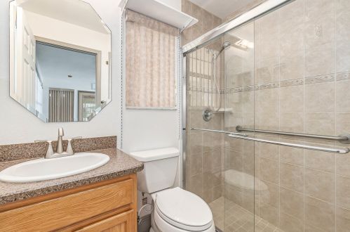 864 Plantation Dr, Titusville, FL 32780-2333