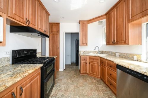 4620 Graywood Ave, Long Beach CA  90808-1022 exterior