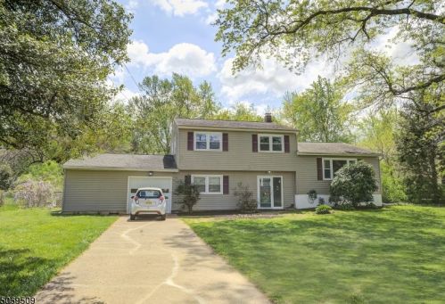 2652 Princeton Pike, Lawrence Township NJ  08648-3634 exterior