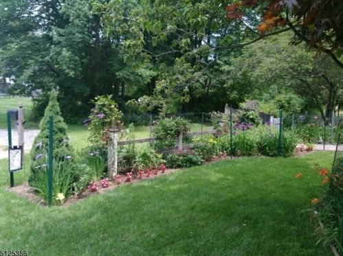 3 Tucker Ave, Dover NJ  07869-3605 exterior
