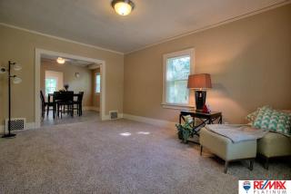 3866 Hamilton St, Omaha, NE 68131-1213