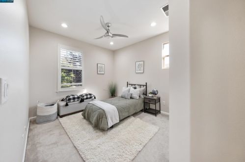 1733 Campanula Dr, San Ramon CA  94582-5155 exterior