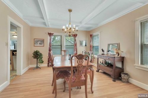 17 Glenwood Ave, Bloomfield NJ  07003-2201 exterior