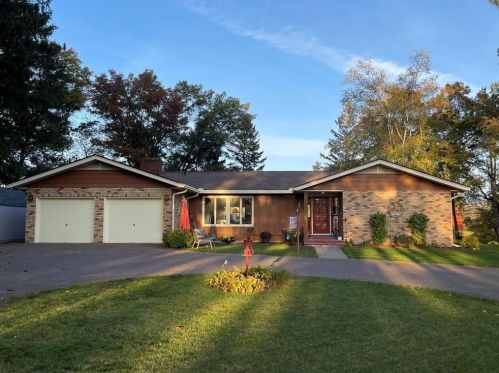 8017 Duncan Ct, Bloomer, WI 54724-3840