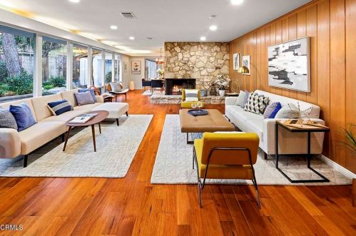 4918 Ocean View Blvd, La Canada, CA 91011-1236