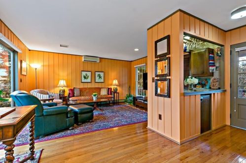 1050 Knollwood Rd, White Plains NY  10603-1000 exterior