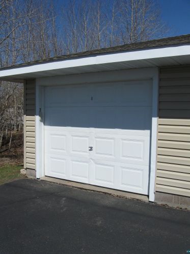 9900 Hudson Blvd, Duluth MN  55808-2100 exterior