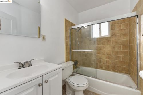 801 Taylor St, San Jose CA 95112-1654 exterior