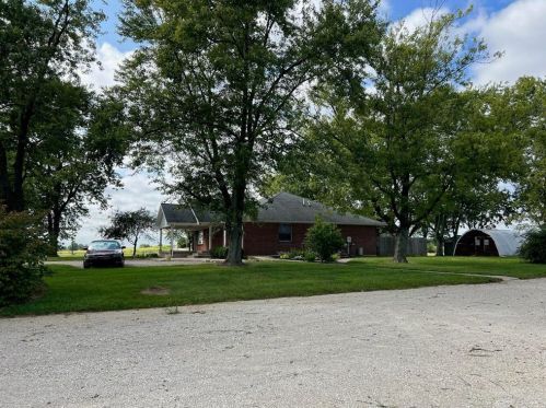 15951 Schoolhouse Rd, Brookville, OH 45309-9716