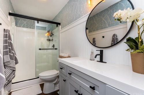 2429 Adams Ave, Orange CA  92867-6047 exterior