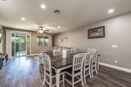 5792 Kerckhoff Ave, Fresno CA  93727-3483 exterior