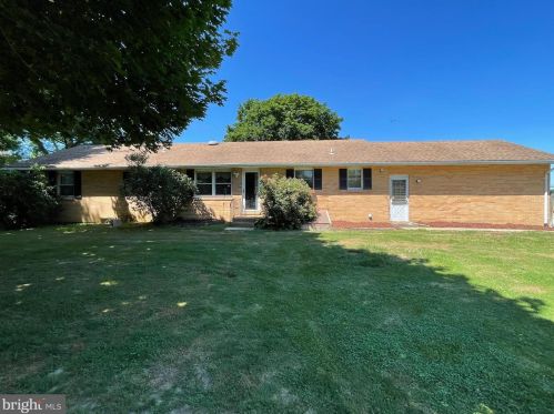 346 School Bell Rd, Bear DE  19701-1129 exterior