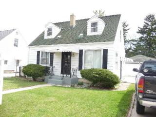 5310 56th St, Milwaukee WI  53218-3216 exterior