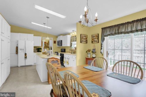 111 Allison Pl, Blandon PA  19510-9486 exterior