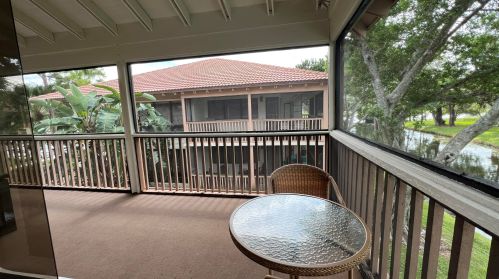 406 Brackenwood Ln, West Palm Beach, FL 33418-9045