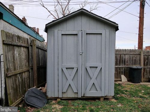 632 10th St, Boothwyn PA 19061-0045 exterior