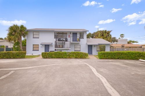 8507 Sunset Dr, West Palm Beach, FL 33410-6238