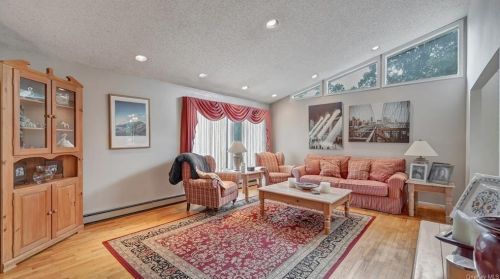 7 Birch Ct, Orangeburg NY  10962-2829 exterior