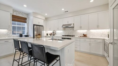 1092 Anaheim Blvd, Anaheim, CA 92801-2502