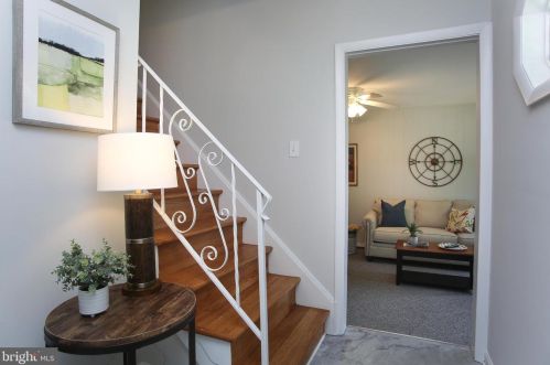 426 Norriton Dr, Norristown, PA 19403-4202