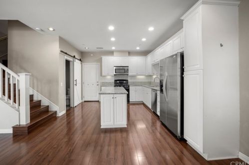 766 Olive St, Anaheim CA  92805-2733 exterior