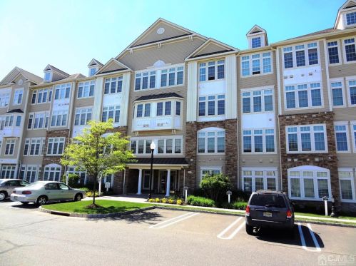 1405 Cedar Village Blvd, East Brunswick, NJ 08816-1385