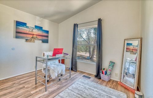 22800 Oat Hill Rd, Middletown CA  95461-9690 exterior