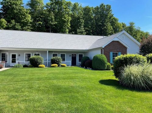 116 Arbor Ter, New Castle, PA 16101-8678